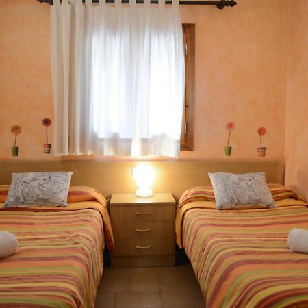 Hostal La Cuineta De Cal Triuet Gósol Eksteriør bilde