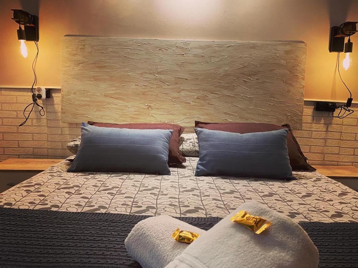 Hostal La Cuineta De Cal Triuet Gósol Eksteriør bilde