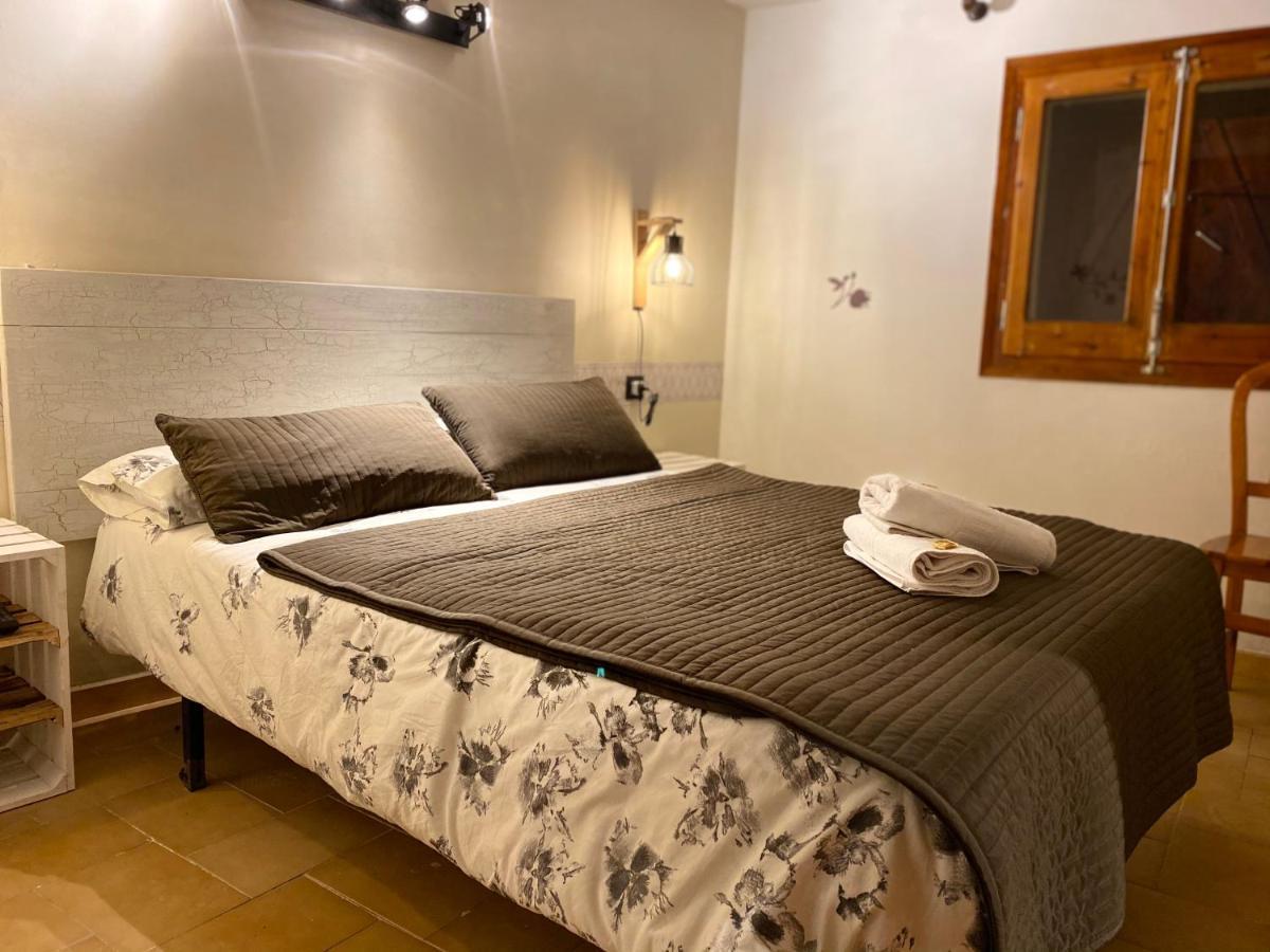 Hostal La Cuineta De Cal Triuet Gósol Eksteriør bilde